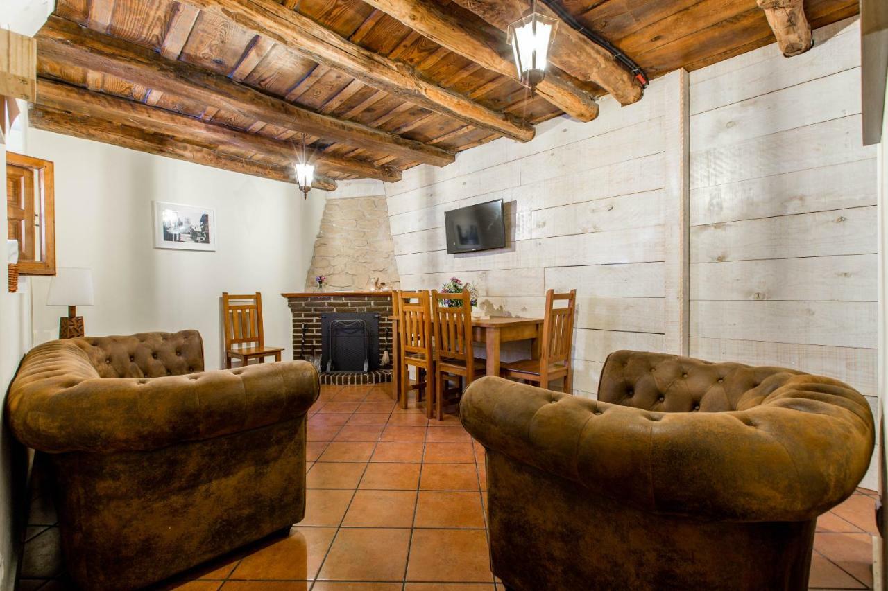 La Chova Villa Piedralaves Bagian luar foto